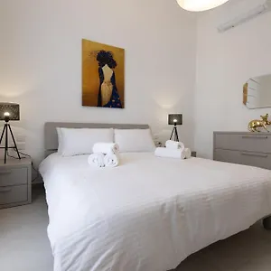 Apartment Collection - Mediterranean Views, Valletta
